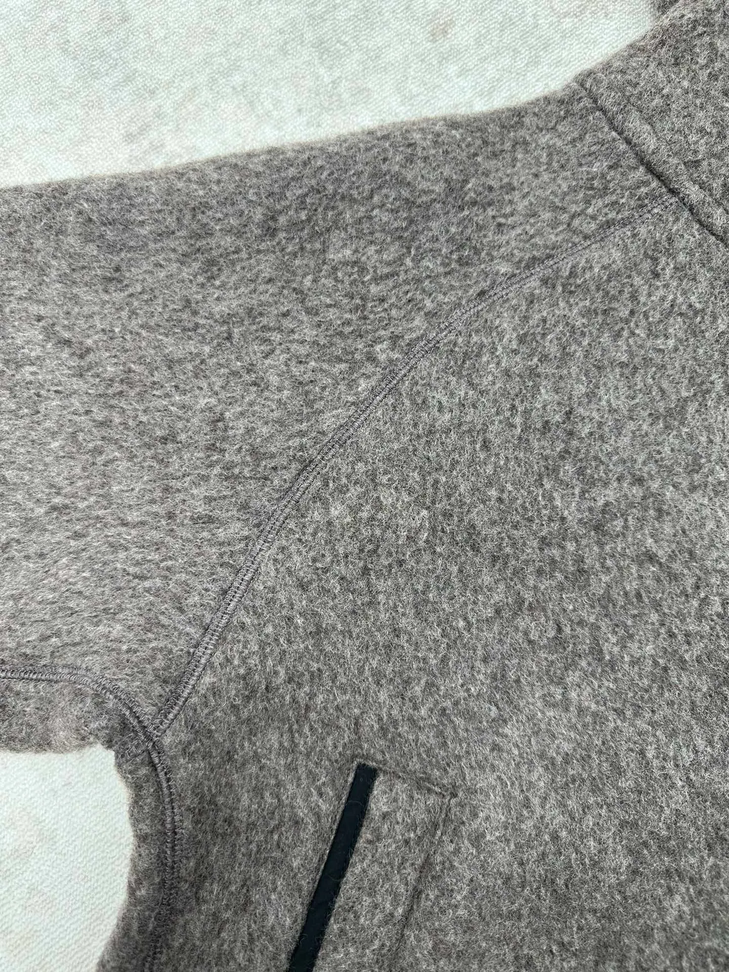 P710 CANDA GOOSE 25ss new hilliwack series wool fleece weatherproof front warm bomber jacket multi-color code number: S.M.L.